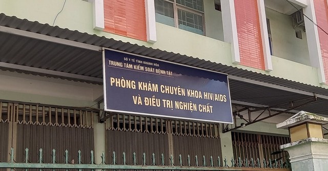 Người nhiễm HIV ở Khánh Hòa an tâm điều trị bằng thuốc ARV để có sức khỏe ổn định- Ảnh 1.