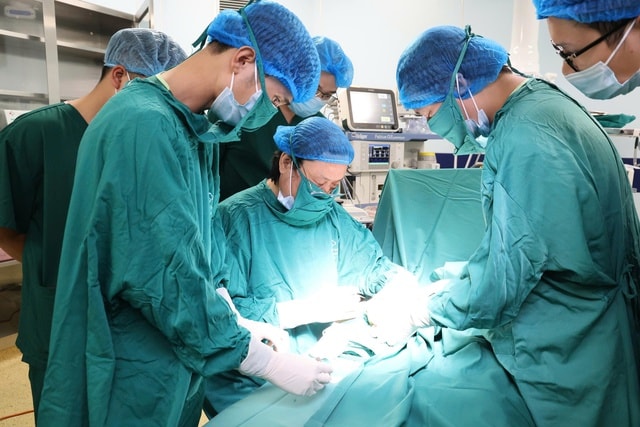 Phẫu thuật miễn phí cho hàng trăm trẻ khuyết tật ở Phú Thọ- Ảnh 3. Phẫu thuật miễn phí cho hàng trăm trẻ khuyết tật ở Phú Thọ- Ảnh 3.