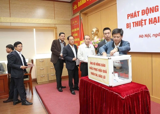 Bộ Y tế phát động ủng hộ đồng bào miền Trung, Tây Nguyên bị thiệt hại do bão, lũ - Ảnh 15.