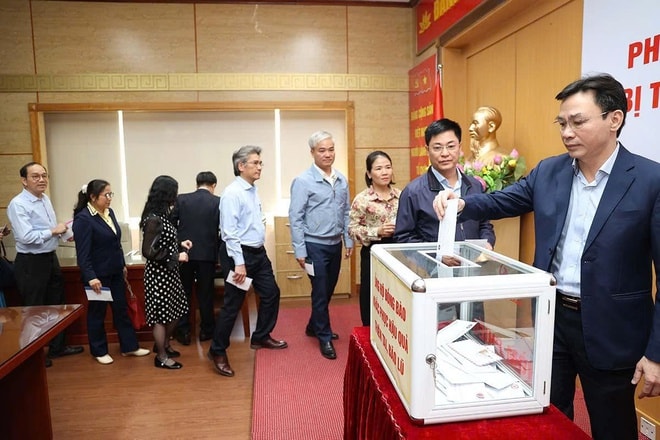 Bộ Y tế phát động ủng hộ đồng bào miền Trung, Tây Nguyên bị thiệt hại do bão, lũ - Ảnh 16.