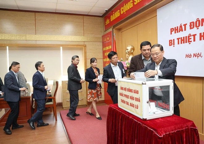 Bộ Y tế phát động ủng hộ đồng bào miền Trung, Tây Nguyên bị thiệt hại do bão, lũ - Ảnh 17.