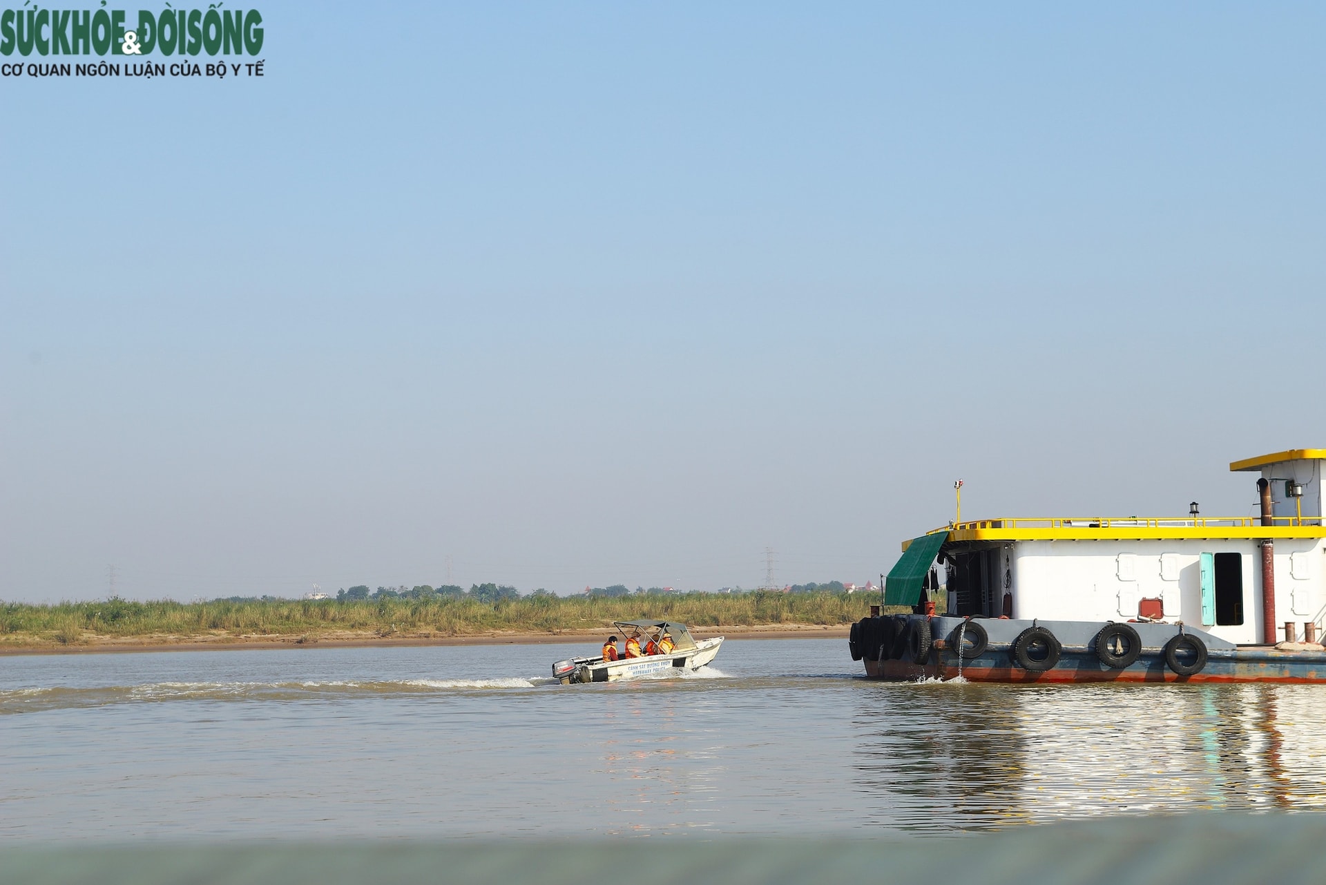 Kiểm tra ATGT cuối năm trên sông: 4 nhóm vi phạm bị 'điểm mặt, gọi tên'- Ảnh 3.