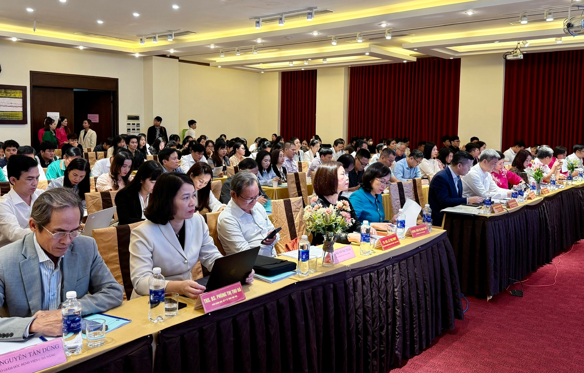 Công tác truyền thông giáo dục sức khoẻ phải được đổi mới toàn diện, phù hợp với tinh thần Nghị quyết 72- Ảnh 1. Công tác truyền thông giáo dục sức khoẻ phải được đổi mới toàn diện, phù hợp với tinh thần Nghị quyết 72- Ảnh 1.