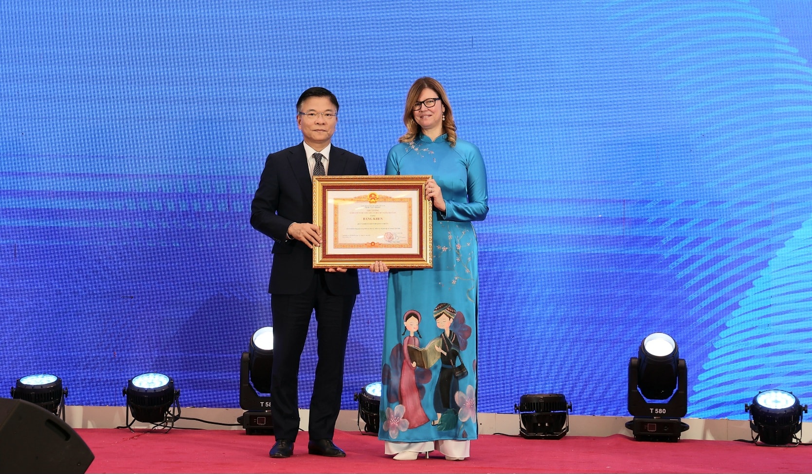 Việt Nam tiếp tục xác định bảo vệ quyền trẻ em là ưu tiên chiến lược quốc gia- Ảnh 8. Việt Nam tiếp tục xác định bảo vệ quyền trẻ em là ưu tiên chiến lược quốc gia- Ảnh 8.