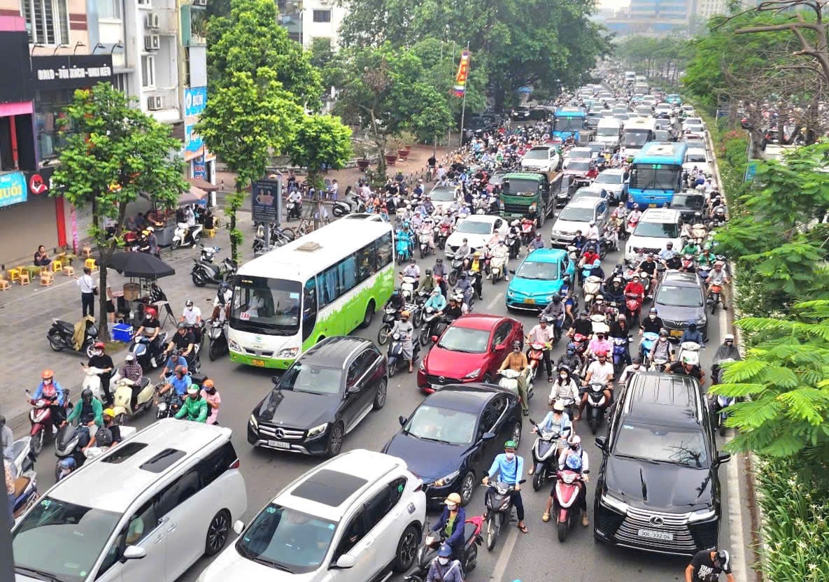 Hà Nội cấm xe chạy xăng, dầu theo giờ tại 9 phường trong Vành đai 1 từ 1/7/2026- Ảnh 1.