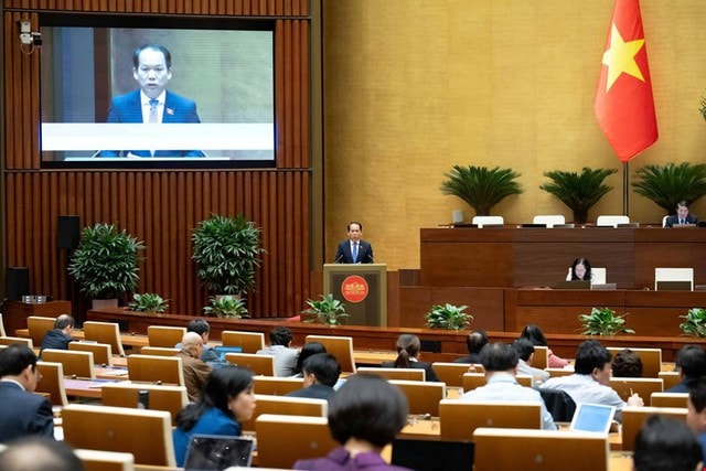 Công an có quyền 'giữ người khẩn cấp' tối đa 45 ngày để dẫn độ- Ảnh 2.