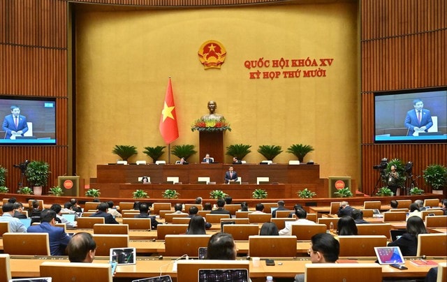 Đại biểu quốc hội đề xuất dự trữ phương tiện đặc chủng cứu hộ để ứng phó thiên tai- Ảnh 2. Đại biểu quốc hội đề xuất dự trữ phương tiện đặc chủng cứu hộ để ứng phó thiên tai- Ảnh 2.