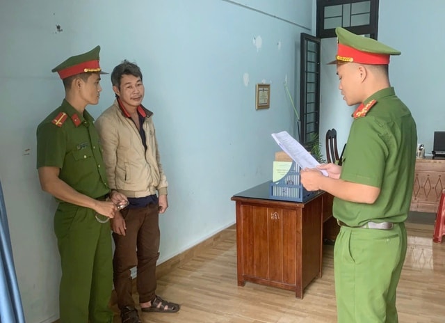 Mâu thuẫn khi chơi cờ ăn tiền, một người bị đánh gãy tay- Ảnh 1. Mâu thuẫn khi chơi cờ ăn tiền, một người bị đánh gãy tay- Ảnh 1.