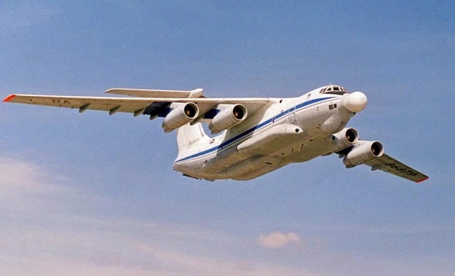 Thực hư việc Ukraine phá hủy máy bay thử nghiệm laser A-60 cực hiếm của Nga- Ảnh 1.