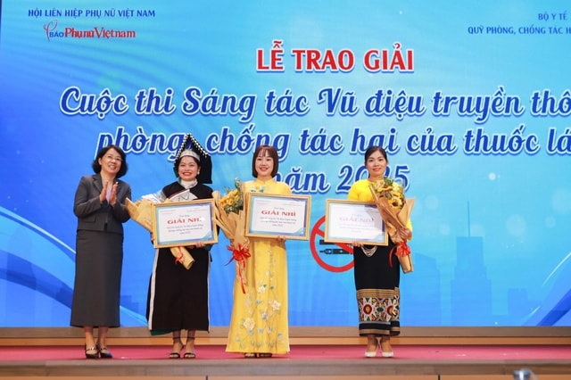 Bảo vệ phụ nữ và trẻ em khỏi tác hại của thuốc lá là bảo vệ tương lai của xã hội- Ảnh 2. Bảo vệ phụ nữ và trẻ em khỏi tác hại của thuốc lá là bảo vệ tương lai của xã hội- Ảnh 2.