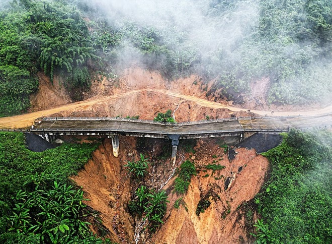 Thêm 2 tuyến huyết mạch giao thông phải công bố tình huống khẩn cấp- Ảnh 2.