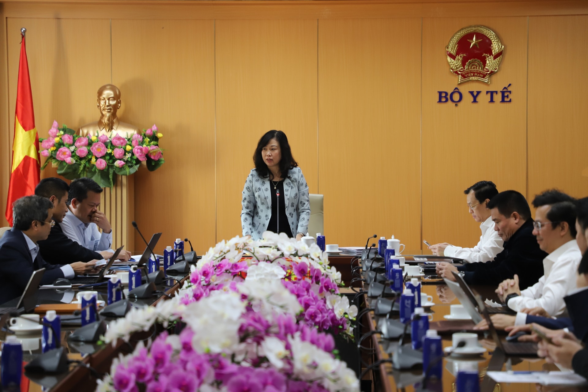 Bàn giải pháp nhân rộng trên toàn quốc Hệ thống điều phối dữ liệu ngành Y tế- Ảnh 1. Bàn giải pháp nhân rộng trên toàn quốc Hệ thống điều phối dữ liệu ngành Y tế- Ảnh 1.