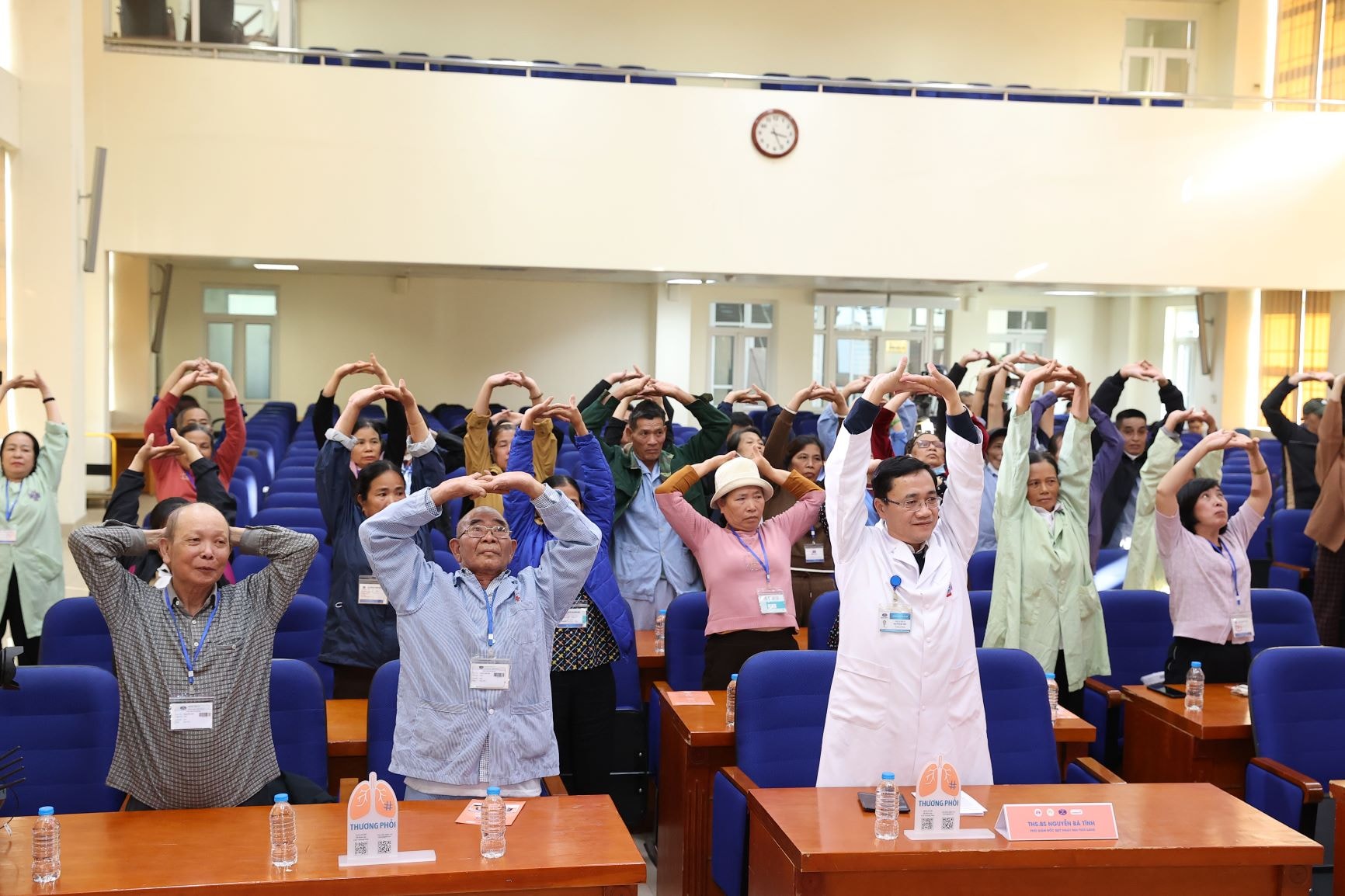 Khoảng 75% bệnh nhân ung thư phổi chỉ được phát hiện khi đã ở giai đoạn muộn- Ảnh 2.