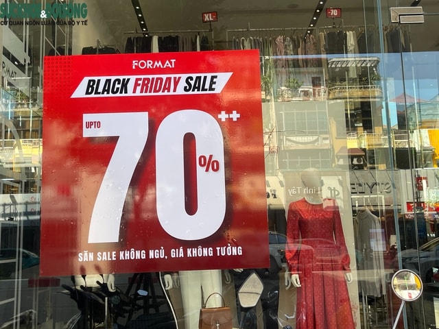 Thị trường thời trang Hà Nội ảm đạm sát ngày Black Friday 2025- Ảnh 2.
