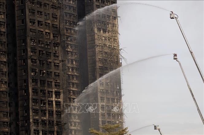 Cháy chung cư ở Hong Kong: Cảnh báo số người chết tiếp tục tăng khi còn hơn 200 người mất tích- Ảnh 1.