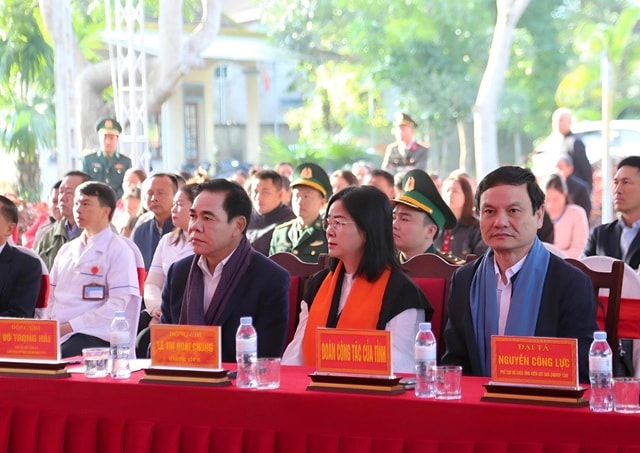 Khởi công nhiều trạm y tế xã, góp sức giữ vững vùng biên- Ảnh 1.
