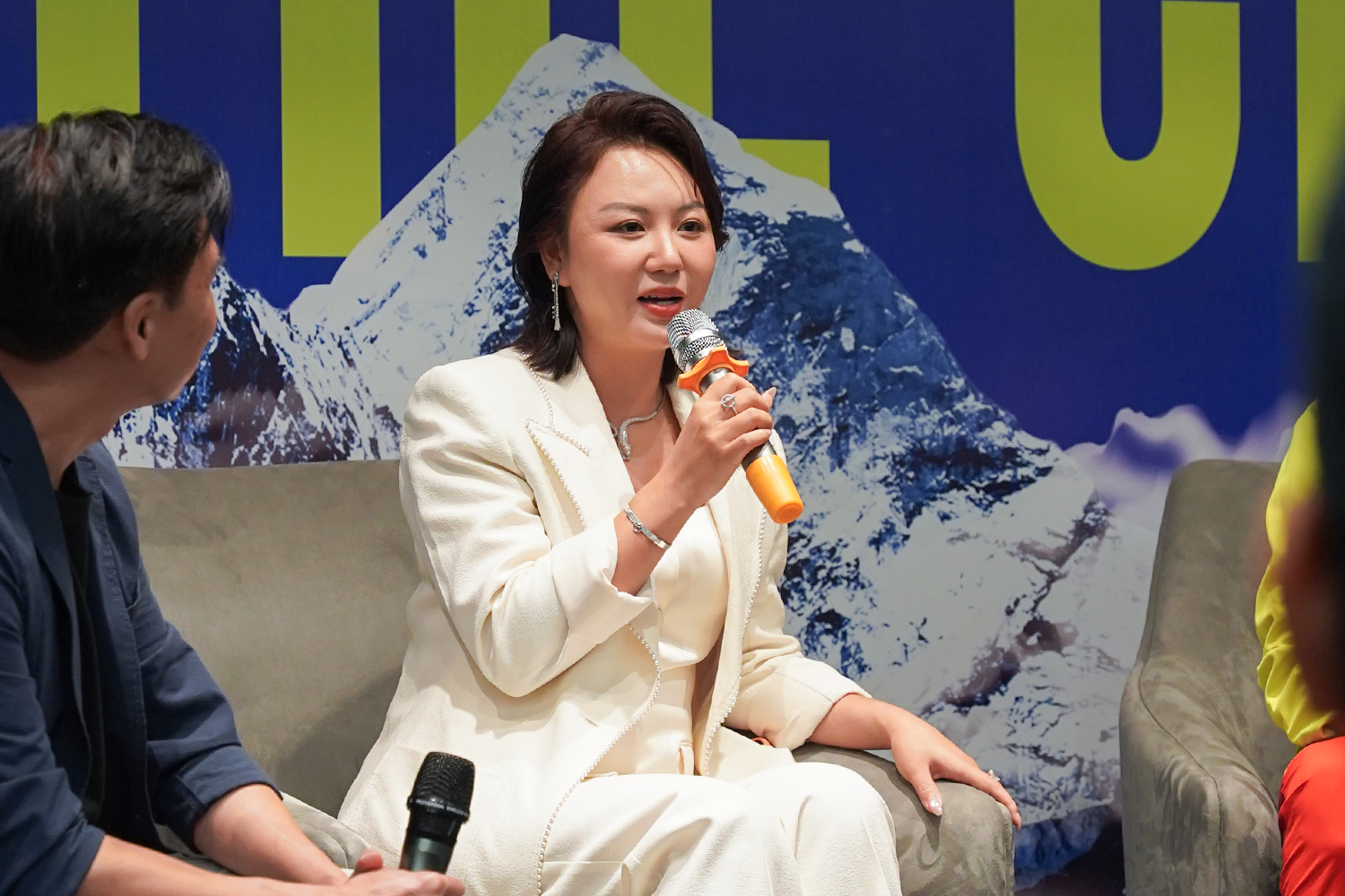 Chị Celine Nhã Nguyễn - Người phụ nữ Việt Nam đầu tiên chinh phục đỉnh Everest