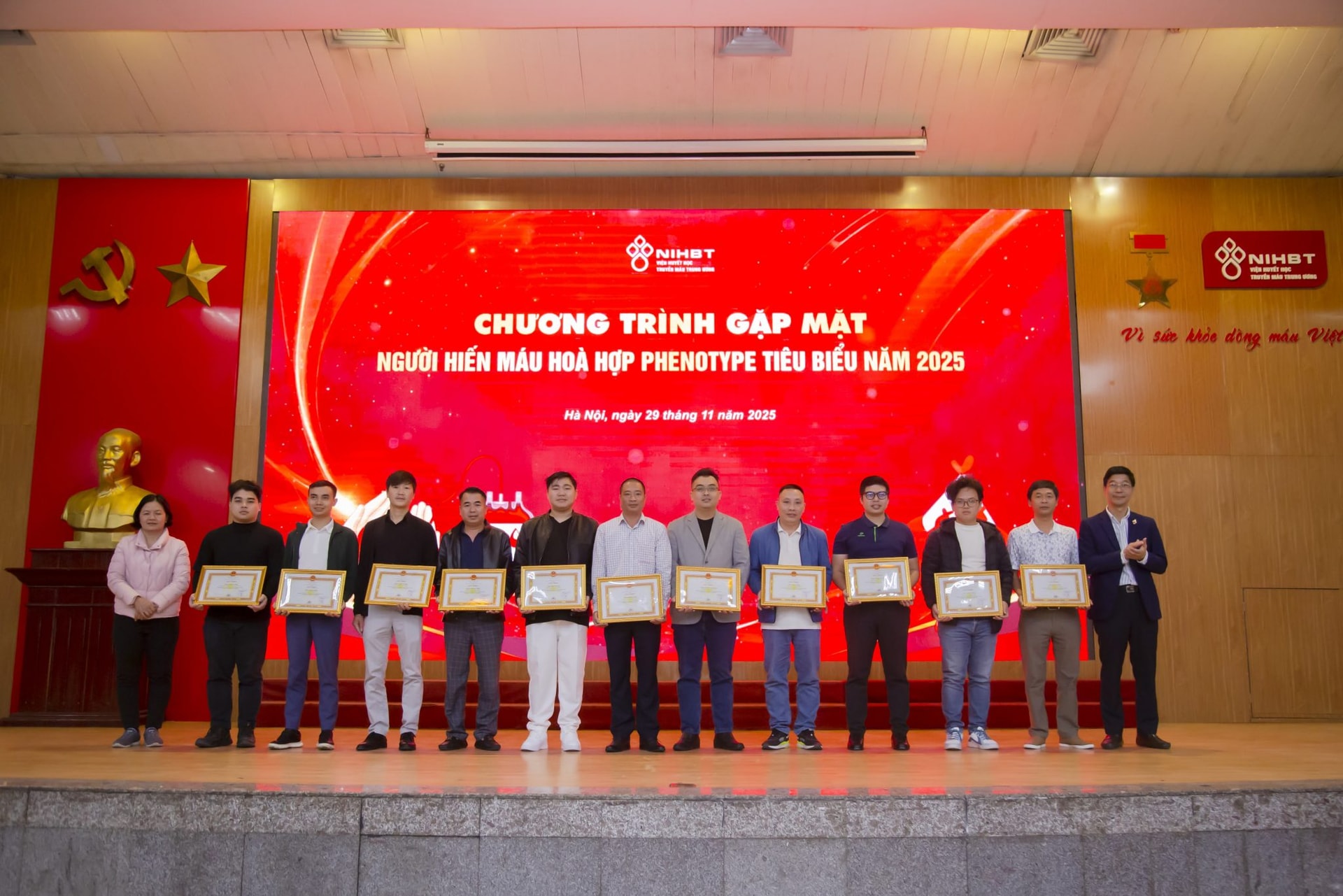 Những 'chiến binh' thầm lặng không ngại đường xa, đêm ngày, hiến giọt máu hoà hợp cứu người- Ảnh 8.