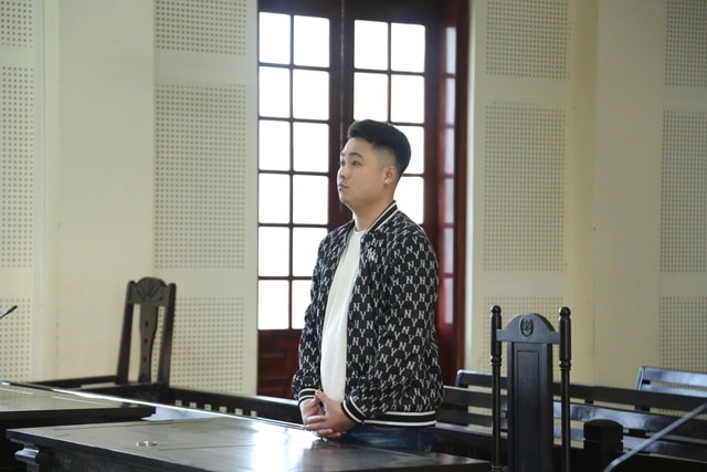 Tát nữ nhân viên y tế, nam thanh niên lĩnh 7 tháng tù treo- Ảnh 1. Tát nữ nhân viên y tế, nam thanh niên lĩnh 7 tháng tù treo- Ảnh 1.