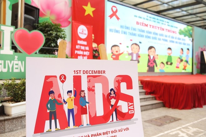 Phòng, chống HIV/AIDS: Cần xóa kỳ thị, tăng cường xét nghiệm sớm và bảo vệ cộng đồng- Ảnh 4. Phòng, chống HIV/AIDS: Cần xóa kỳ thị, tăng cường xét nghiệm sớm và bảo vệ cộng đồng- Ảnh 4.
