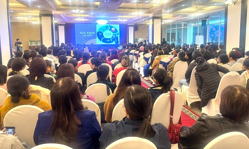 Mang kiến thức chăm sóc sức khỏe chủ động về cộng đồng cho phụ nữ- Ảnh 2. Mang kiến thức chăm sóc sức khỏe chủ động về cộng đồng cho phụ nữ- Ảnh 2.