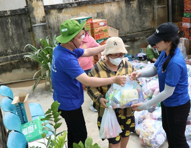 Làm từ thiện thế nào để hiệu quả tốt nhất?- Ảnh 3. Làm từ thiện thế nào để hiệu quả tốt nhất?- Ảnh 3.