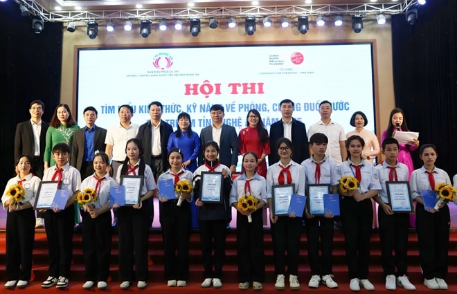 Nghệ An siết chặt phòng, chống đuối nước trẻ em: Quyết tâm không để thêm một sinh mạng bị cuốn đi- Ảnh 6.