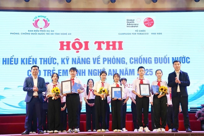 Nghệ An siết chặt phòng, chống đuối nước trẻ em: Quyết tâm không để thêm một sinh mạng bị cuốn đi- Ảnh 8.