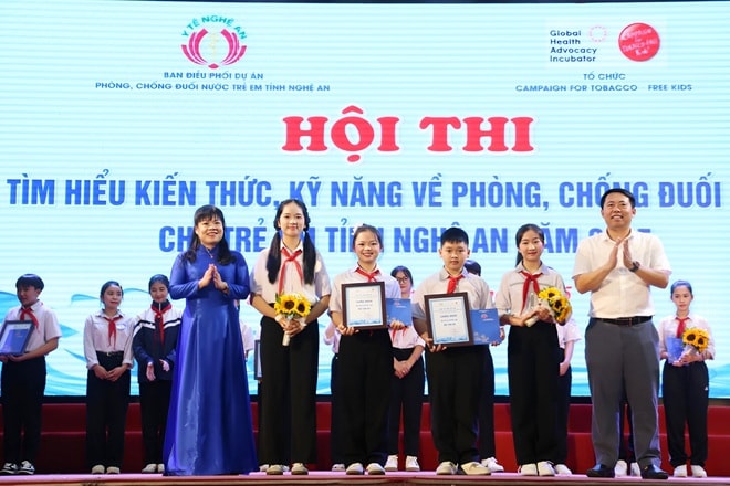 Nghệ An siết chặt phòng, chống đuối nước trẻ em: Quyết tâm không để thêm một sinh mạng bị cuốn đi- Ảnh 9.