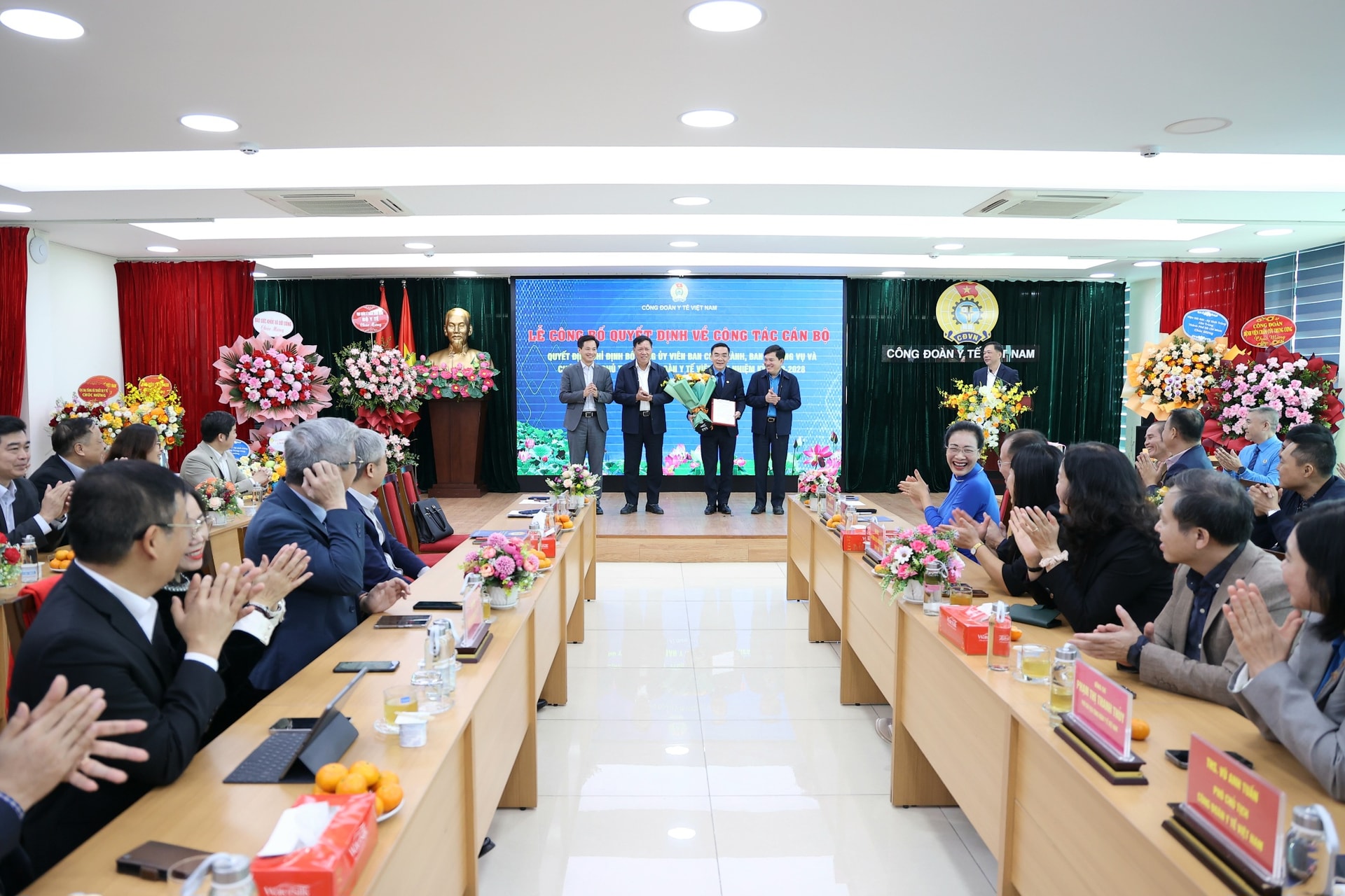 Ông Nguyễn Lương Tâm là tân Chủ tịch Công đoàn Y tế Việt Nam- Ảnh 3.