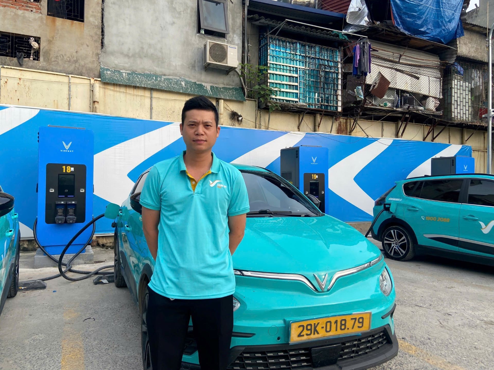 Anh Đỗ Văn Hiếu (Hà Nội) cho rằng trạm sạc tiện lợi sẽ giúp nhiều người lựa chọn xe điện hơn.