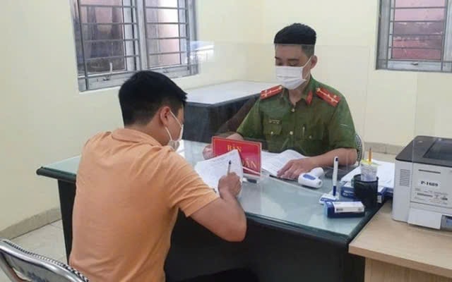 Từ 15/12, chuyển nhà nhưng không thay đổi nơi đăng ký cư trú có thể bị phạt đến 4 triệu đồng- Ảnh 2. Từ 15/12, chuyển nhà nhưng không thay đổi nơi đăng ký cư trú có thể bị phạt đến 4 triệu đồng- Ảnh 2.