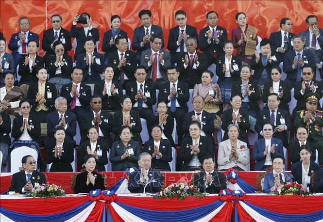 Tổng Bí thư Tô Lâm và Phu nhân dự Lễ kỷ niệm 50 năm Quốc khánh Lào- Ảnh 4.