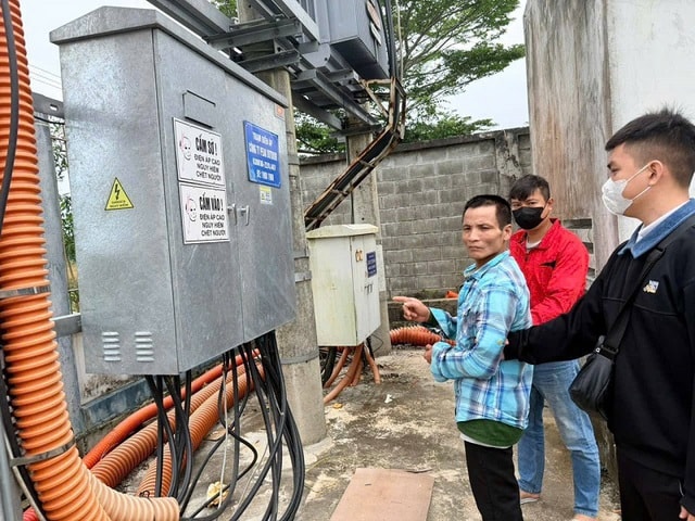 Bắt đối tượng nghiện đánh bạc, chuyên trộm dây điện tại trạm biến áp- Ảnh 2. Bắt đối tượng nghiện đánh bạc, chuyên trộm dây điện tại trạm biến áp- Ảnh 2.