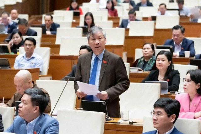 Đề xuất thực hiện miễn viện phí sớm cho bệnh nhân chạy thận, ung thư- Ảnh 1. Đề xuất thực hiện miễn viện phí sớm cho bệnh nhân chạy thận, ung thư- Ảnh 1.