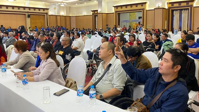 Đảng, Nhà nước luôn quan tâm đặc biệt để người khuyết tật phát huy vai trò trong xã hội- Ảnh 2. Đảng, Nhà nước luôn quan tâm đặc biệt để người khuyết tật phát huy vai trò trong xã hội- Ảnh 2.