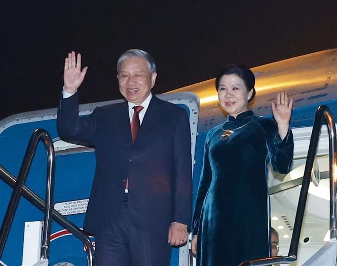 Tổng Bí thư Tô Lâm và Phu nhân kết thúc tốt đẹp chuyến thăm cấp Nhà nước tới Lào- Ảnh 2.