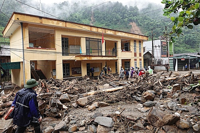 9 địa phương được yêu cầu trình ngay mẫu nhà chống lũ mới- Ảnh 2.