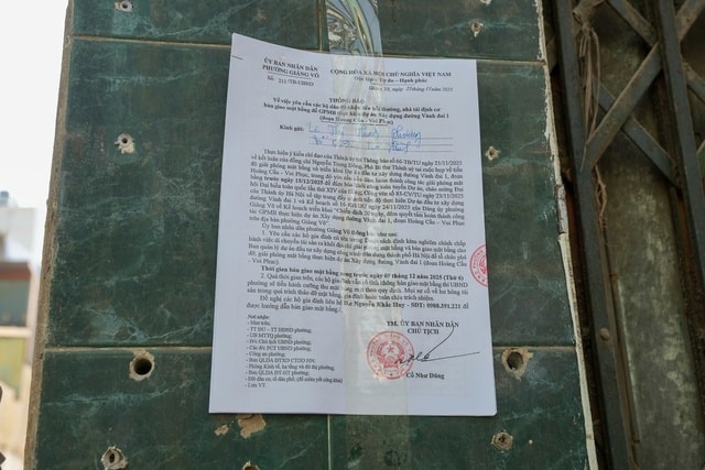 Hiện trạng tuyến đường 'đắt nhất hành tinh' trước hạn bàn giao mặt bằng- Ảnh 5.