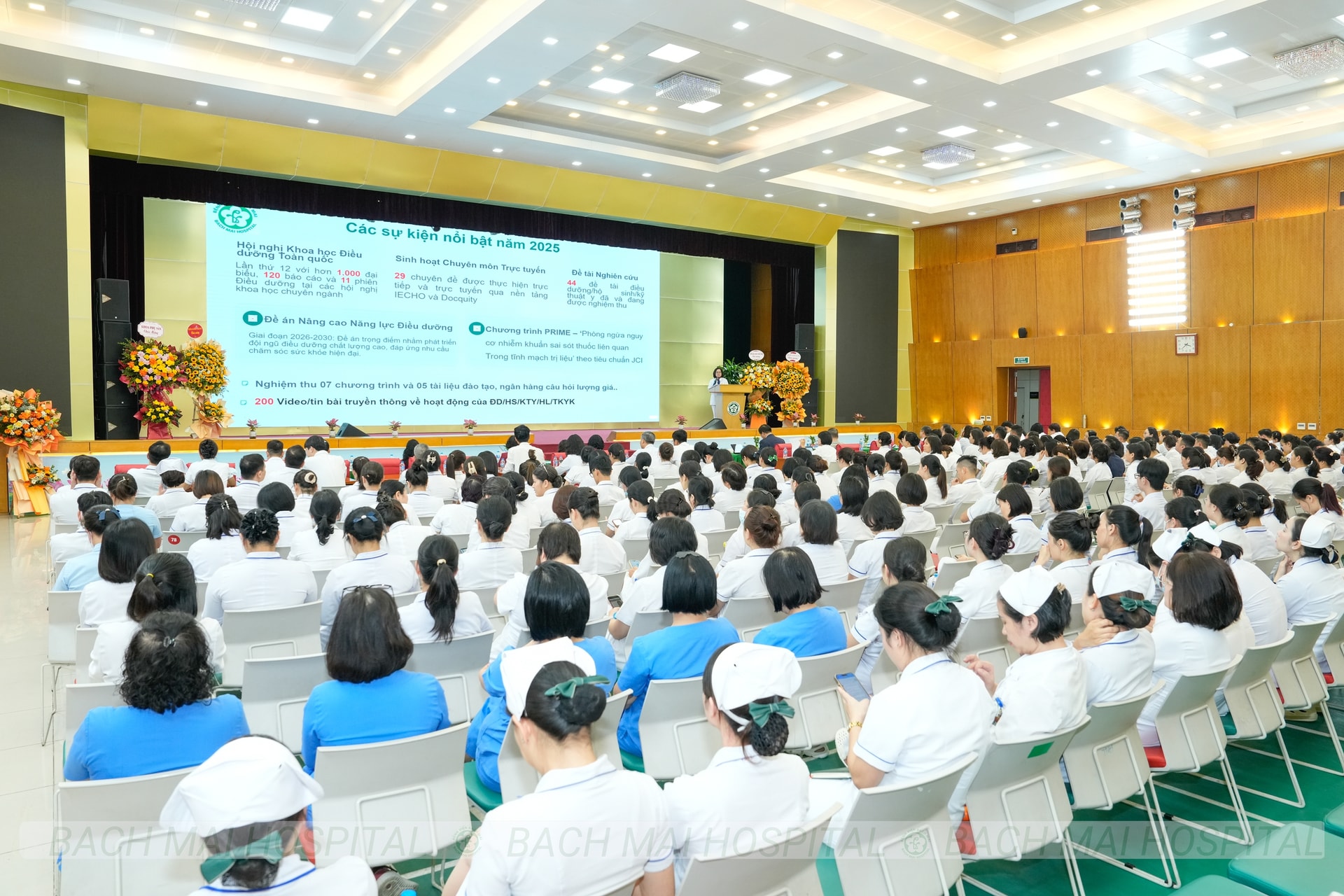 Sự tận tụy và đôi bàn tay của điều dưỡng đã giữ lại cơ hội sống cho người bệnh- Ảnh 2.