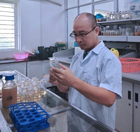 Nhà khoa học Việt nuôi đông trùng hạ thảo giàu hoạt chất trên sâu chít- Ảnh 1.