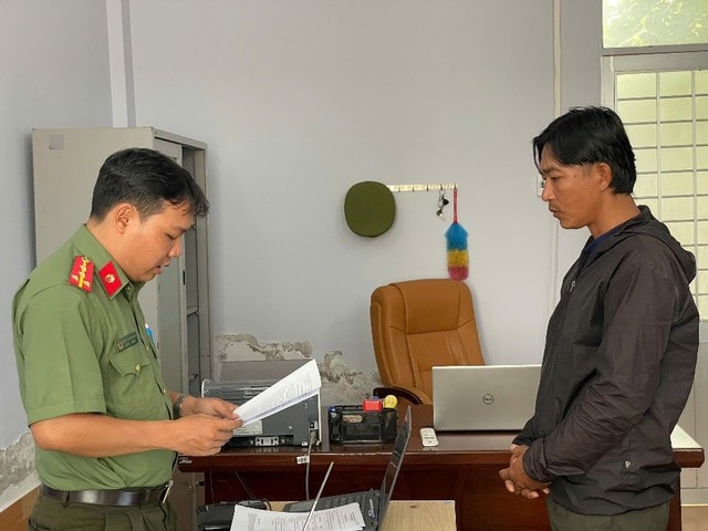 Lái tàu sang vùng biển Thái Lan để đánh bắt hải sản, thuyền trưởng bị khởi tố- Ảnh 1. Lái tàu sang vùng biển Thái Lan để đánh bắt hải sản, thuyền trưởng bị khởi tố- Ảnh 1.