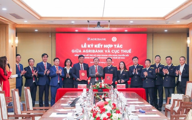 Agribank và Cục Thuế ký kết hợp tác, đồng hành hỗ trợ hộ kinh doanh sẵn sàng chuyển đổi từ phương pháp thuế khoán sang thuế kê khai- Ảnh 1.