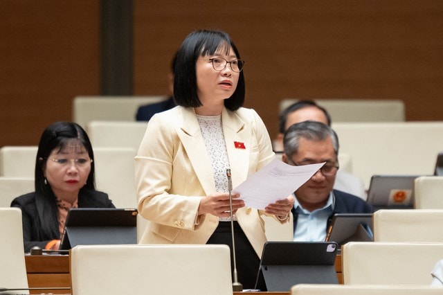 Đẩy lùi dịch COVID-19, chất lượng khám chữa bệnh nâng lên - dấu ấn lĩnh vực y tế nhiệm kỳ 2021-2026- Ảnh 3. Đẩy lùi dịch COVID-19, chất lượng khám chữa bệnh nâng lên - dấu ấn lĩnh vực y tế nhiệm kỳ 2021-2026- Ảnh 3.