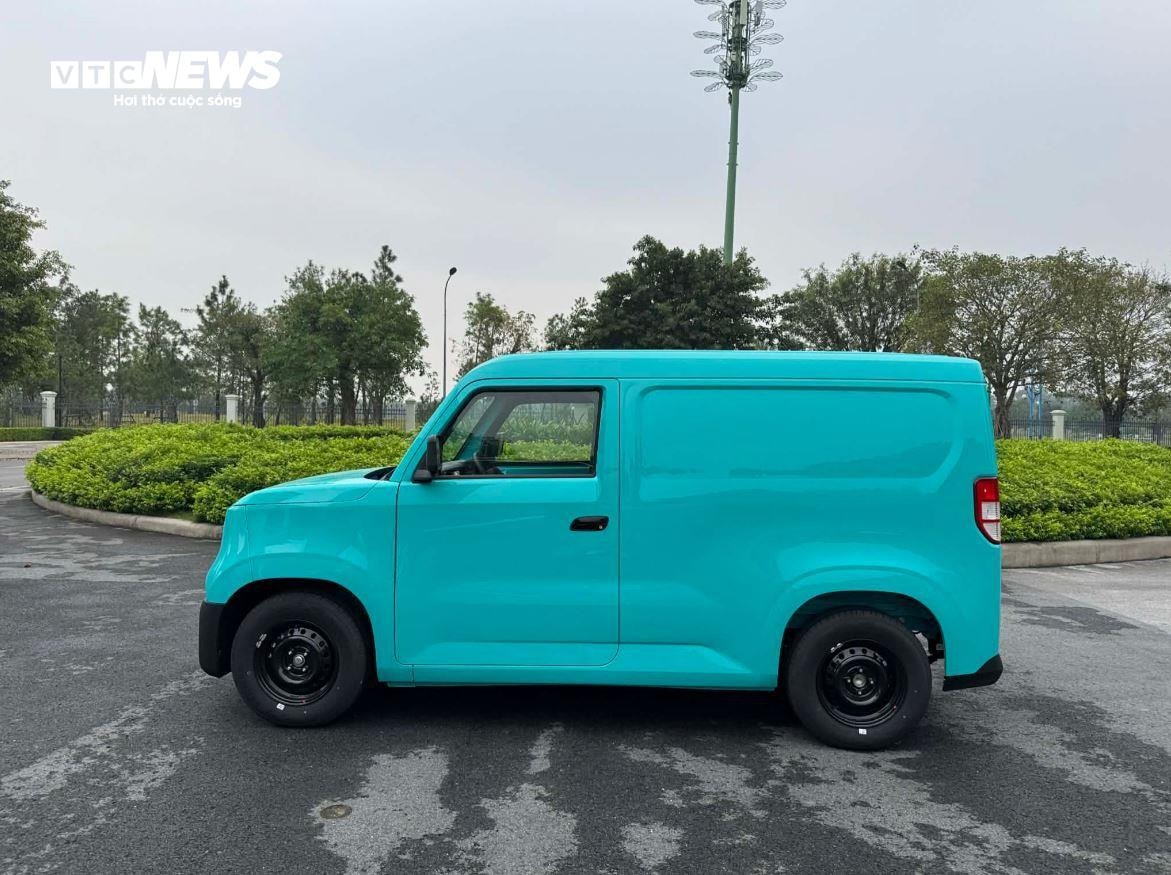 Xe có kích thước DxRxC là 3.767 x 1.680 x 1.790 mm, chiều dài cơ sở 2.520 mm. (Ảnh: Hải Ngọc)
