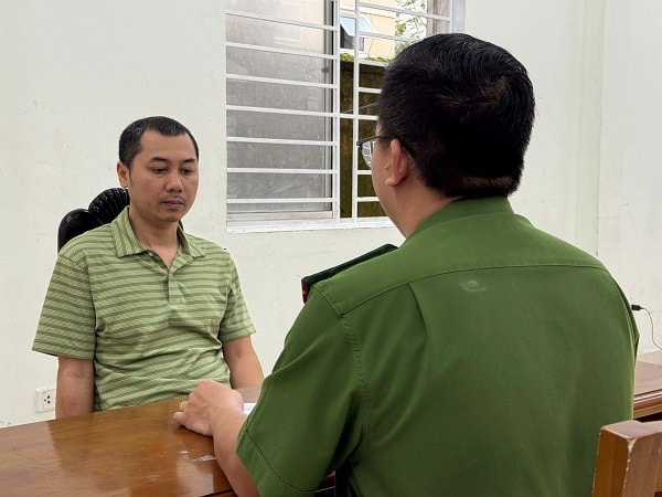 Bắt đối tượng mang dao phục kích, tấn công chị họ vì mâu thuẫn mua bán đất- Ảnh 1.