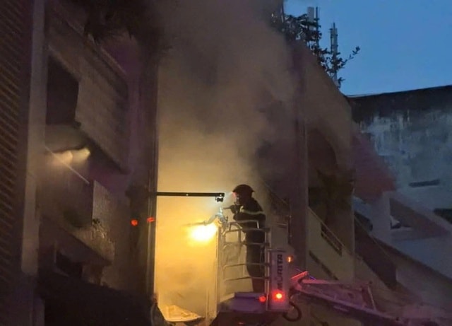 Cận cảnh hiện trường vụ cháy quán bún ốc khiến 6 người thương vong- Ảnh 6.