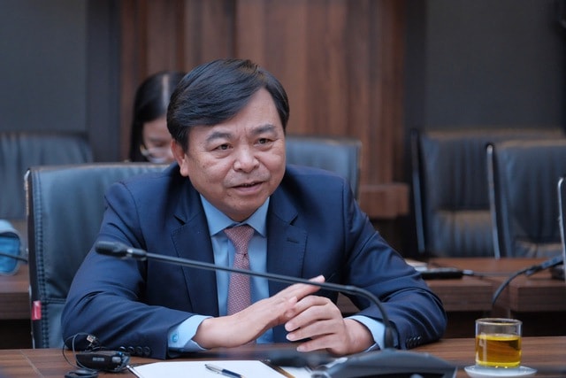 ADB viện trợ 2 triệu USD giúp Việt Nam khắc phục hậu quả mưa lũ miền Trung- Ảnh 2. ADB viện trợ 2 triệu USD giúp Việt Nam khắc phục hậu quả mưa lũ miền Trung- Ảnh 2.