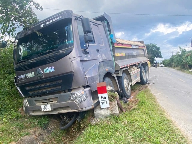 Công an cảnh báo thông tin sai lệch về vụ tai nạn làm 2 người chết ở Quảng Ngãi- Ảnh 2.