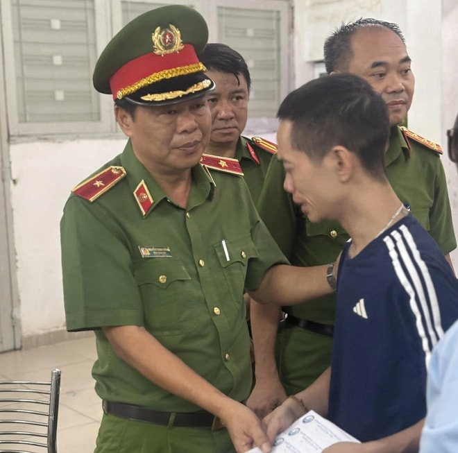 Cận cảnh hiện trường vụ cháy quán bún ốc khiến 6 người thương vong- Ảnh 2.